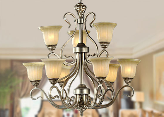 Estilo retro italiano de la lámpara grande ligera decorativa del hierro labrado 9 con el metal y el vidrio