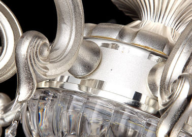 Luz pendiente de la perla 8 del cinc ligero de la plata, lámpara moderna cristalina del estilo europeo lujoso