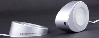 Los plásticos de los accesorios de iluminación del gabinete LED, el LED blanco abajo se encienden