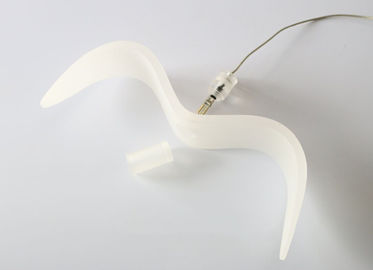 Suspensión preciosa de Nightbirds que enciende forma blanca pura de los pájaros de la iluminación del acrílico LED