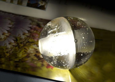 Lámpara decorativa de iluminación pendiente de cristal de la ejecución moderna LED de la bola