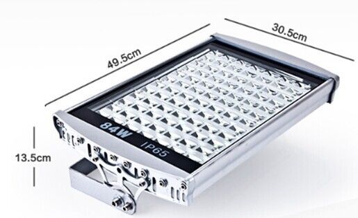142 W 13500lm calientan los accesorios blancos IP65 del alumbrado público del LED para el área del deporte